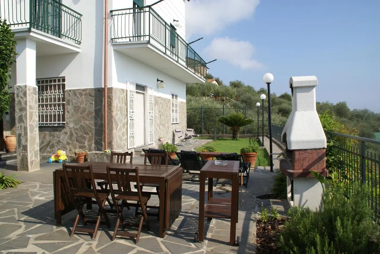 Villa Sarina House Ocean View à Lavagna